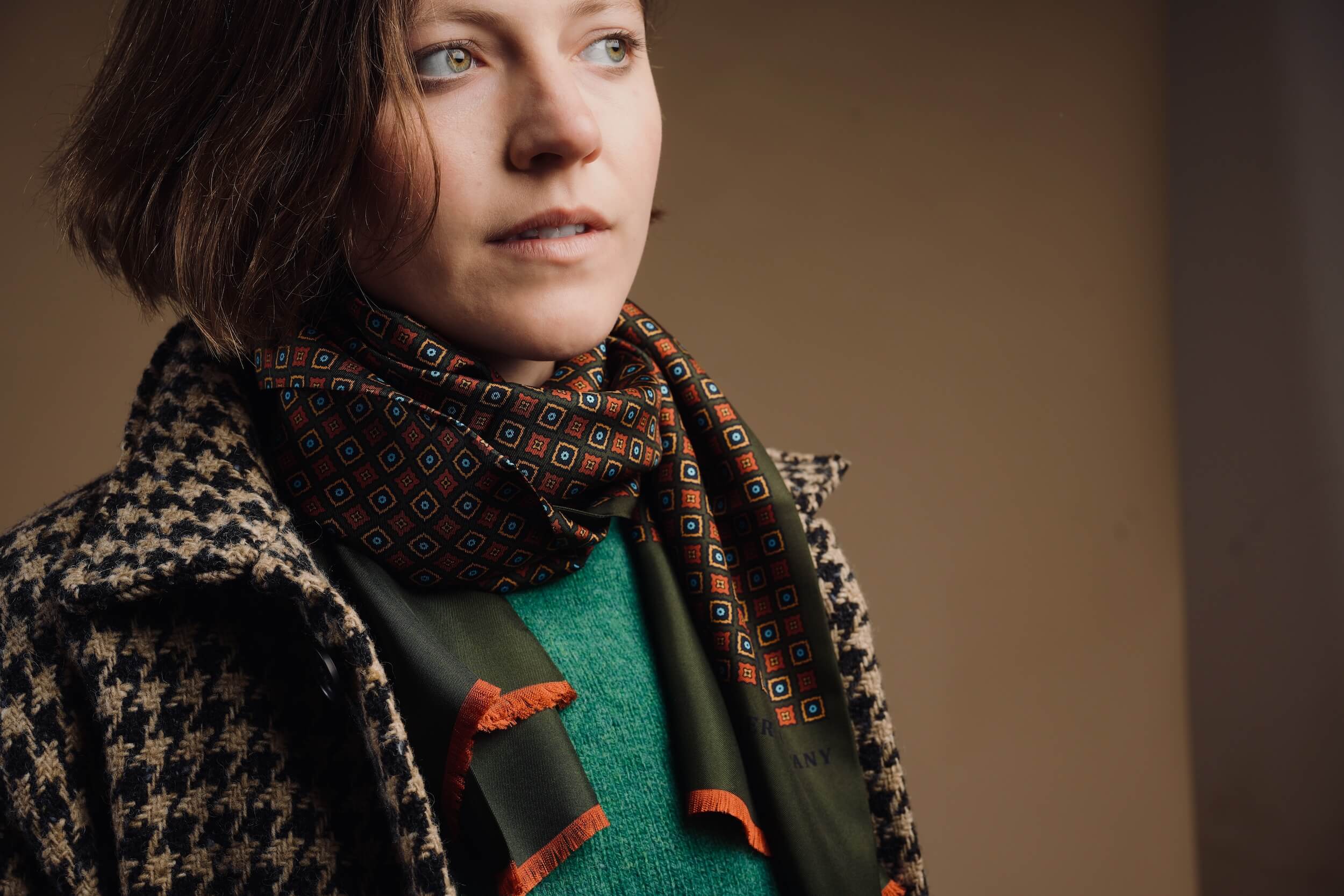 Celtic Wool Jacket in Houndstooth - Image 6
